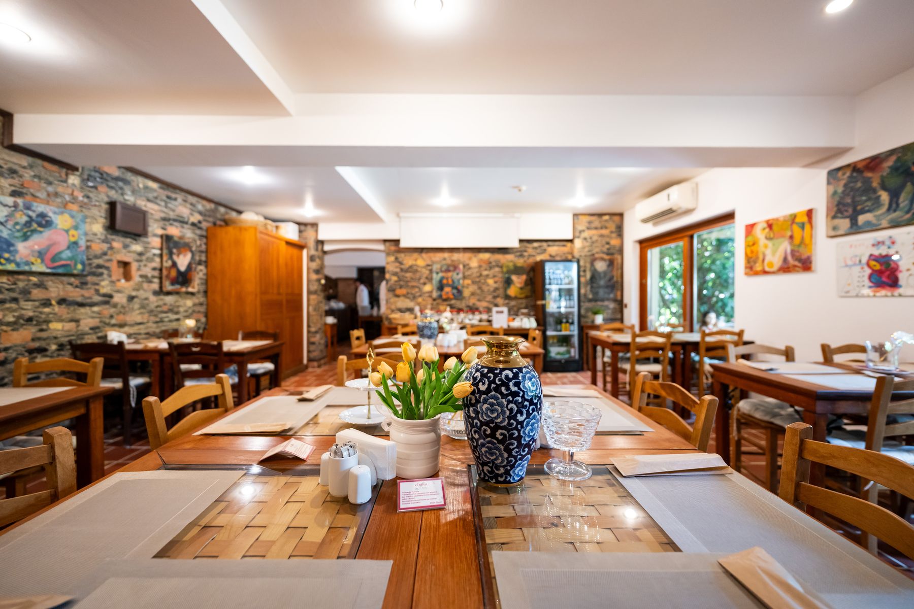 Restaurant in stone and timber