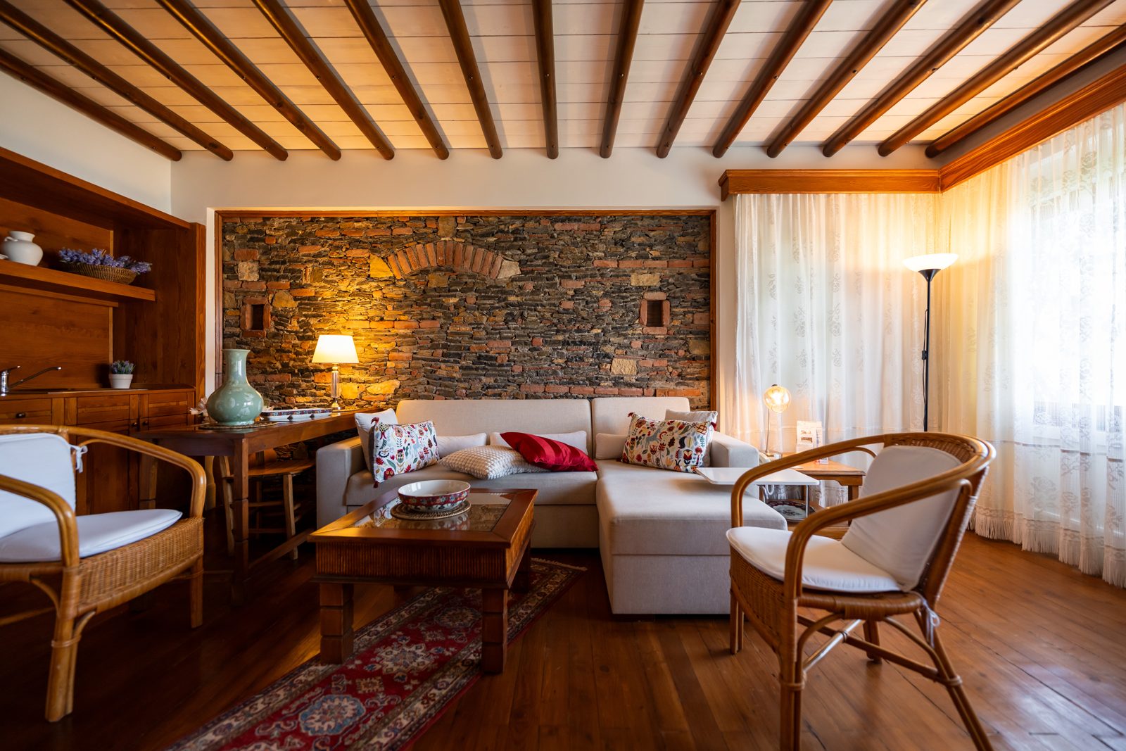 Deluxe suite living room